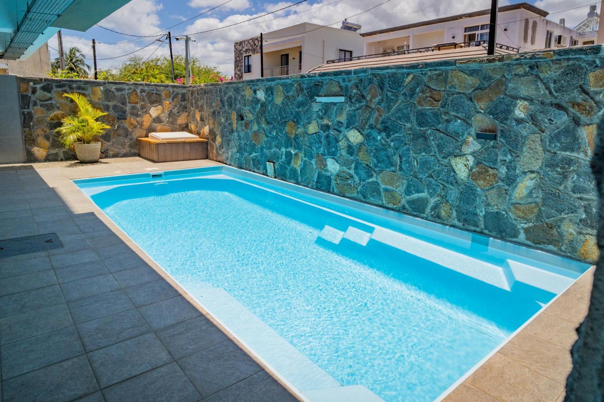 Driftwood Beach Apartment "Oasis In Paradise" Flic-en-Flacq Esterno foto